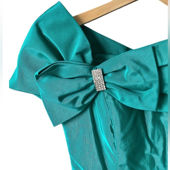 Vintage 80s Green Bow Front Prom Special Occasion Midi Off-Shoulder Dress Sz 3-4 - Picture 3 of 8